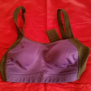 Champion sports bra 38D, low support, worm once