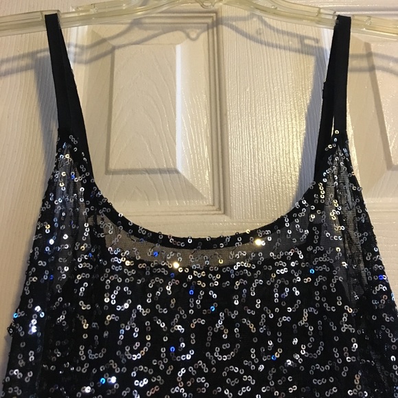 Moda International medium black sequined top ๐ - Picture 2 of 3