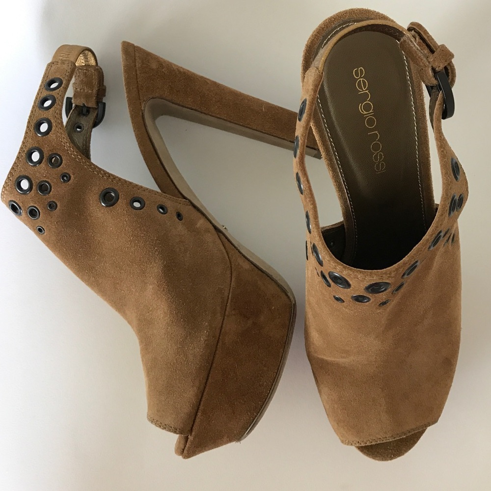 Sergio Rossi pumps. Very comfortable!