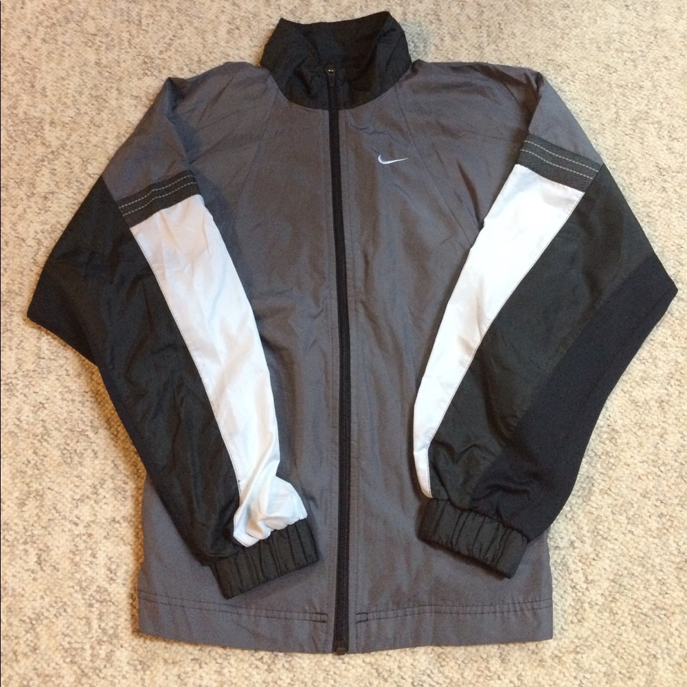 Nike running windbreaker jacket
