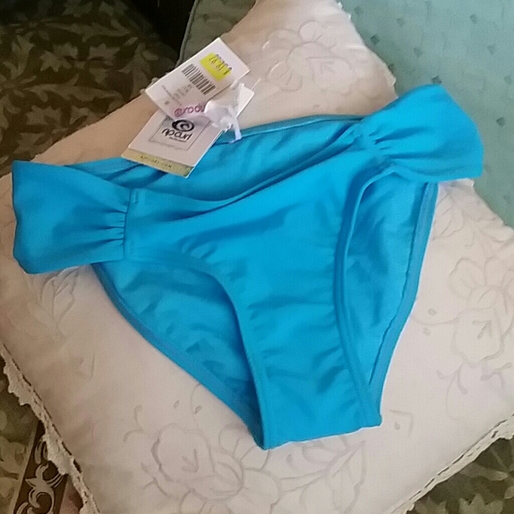 NWT Ripcurl Bikini  Bottom,  Size XS (BOTTOM ONLY)