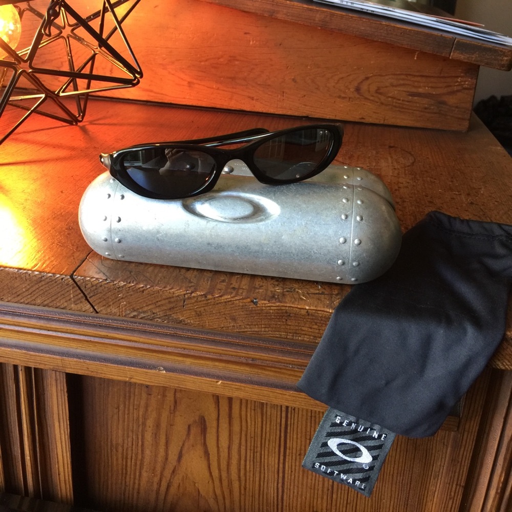 Vintage halo Oakley sun glasses