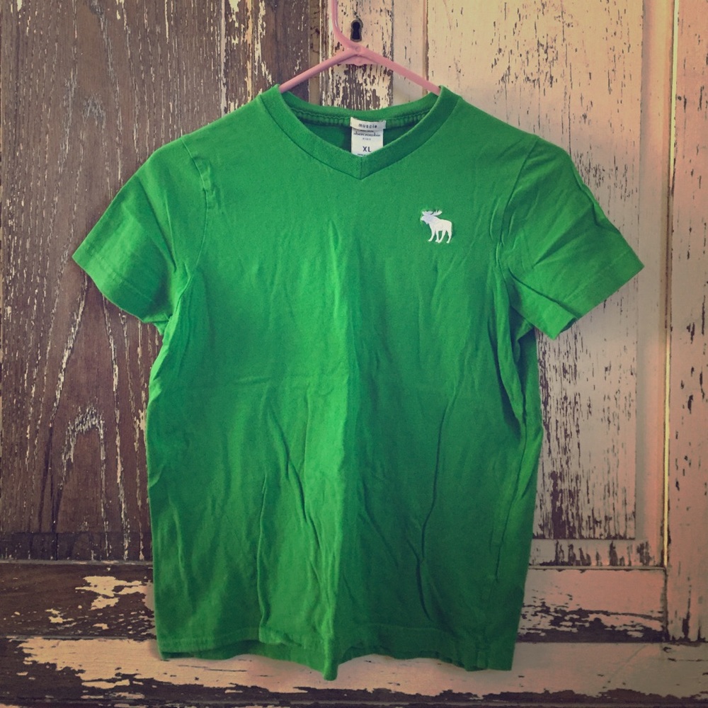 Abercrombie Kids Sz XL Muscle Fit Tshirt