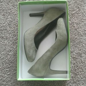 Kelly and Katie high heel