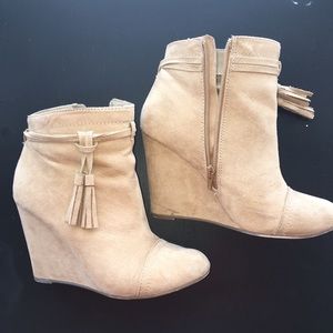 Nude wedged ankle booties