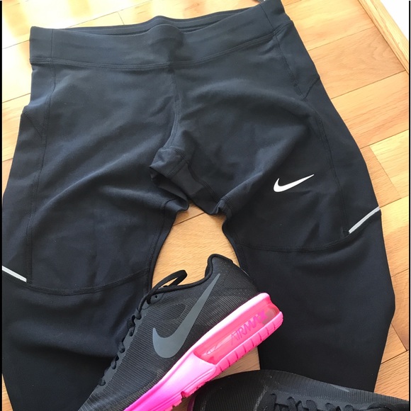 Nike Pants - Nike Filament Running Capris