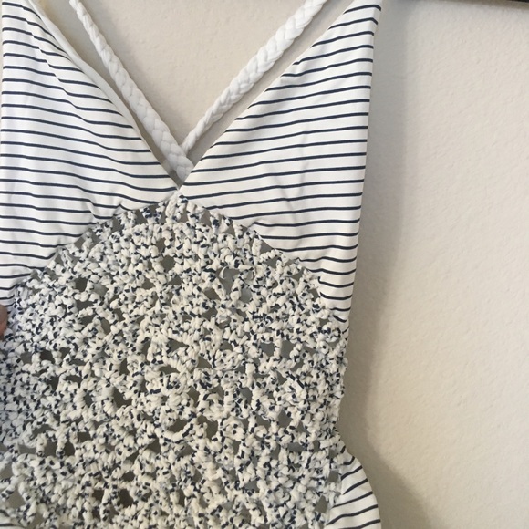 Frankie's Bikinis Poppy Crochet - Hamptons Print - Picture 4 of 5