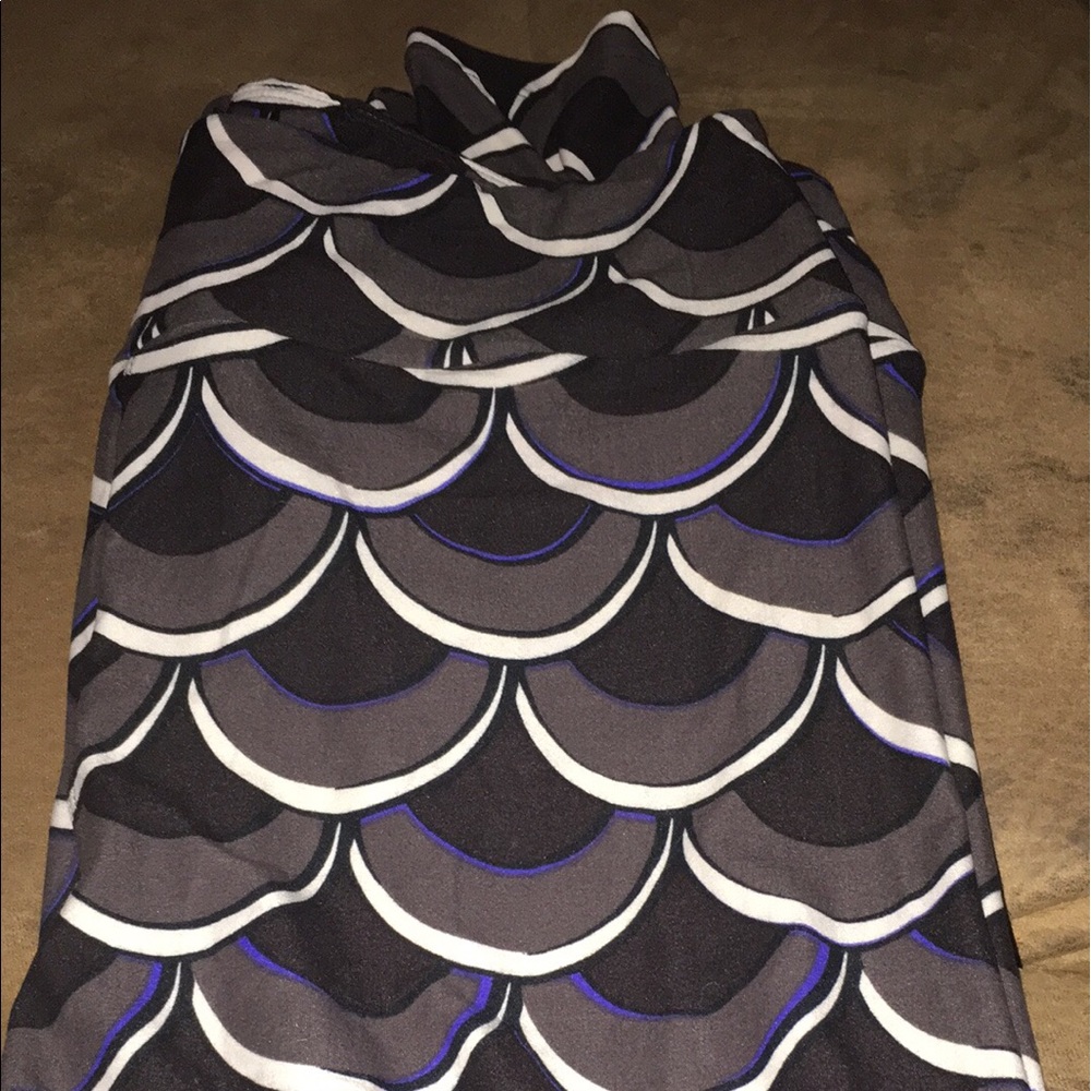 NWOT mermaid printed leggings TC