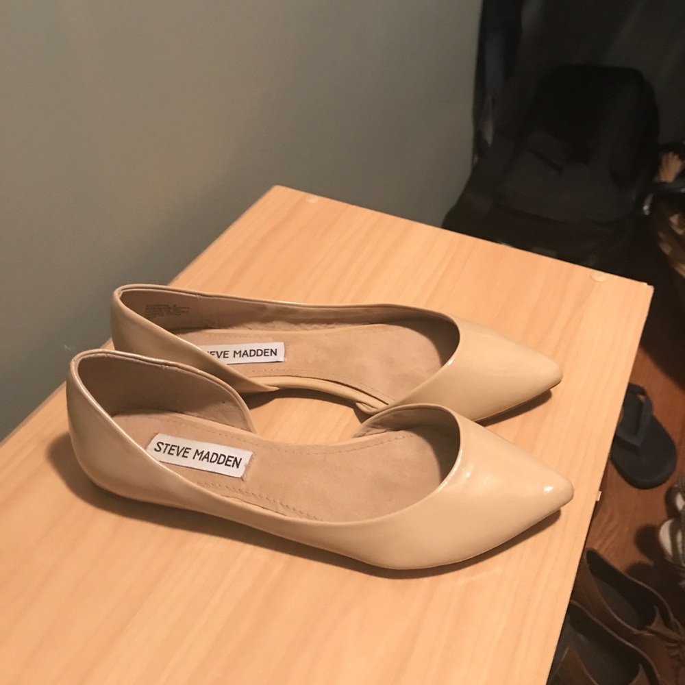 Steve Madden pointed flats