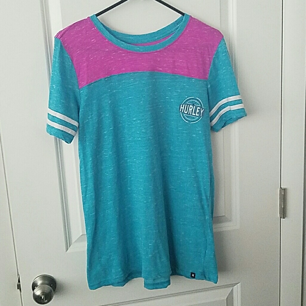 Hurley top
