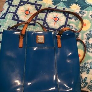 Dooney & Bourke purse