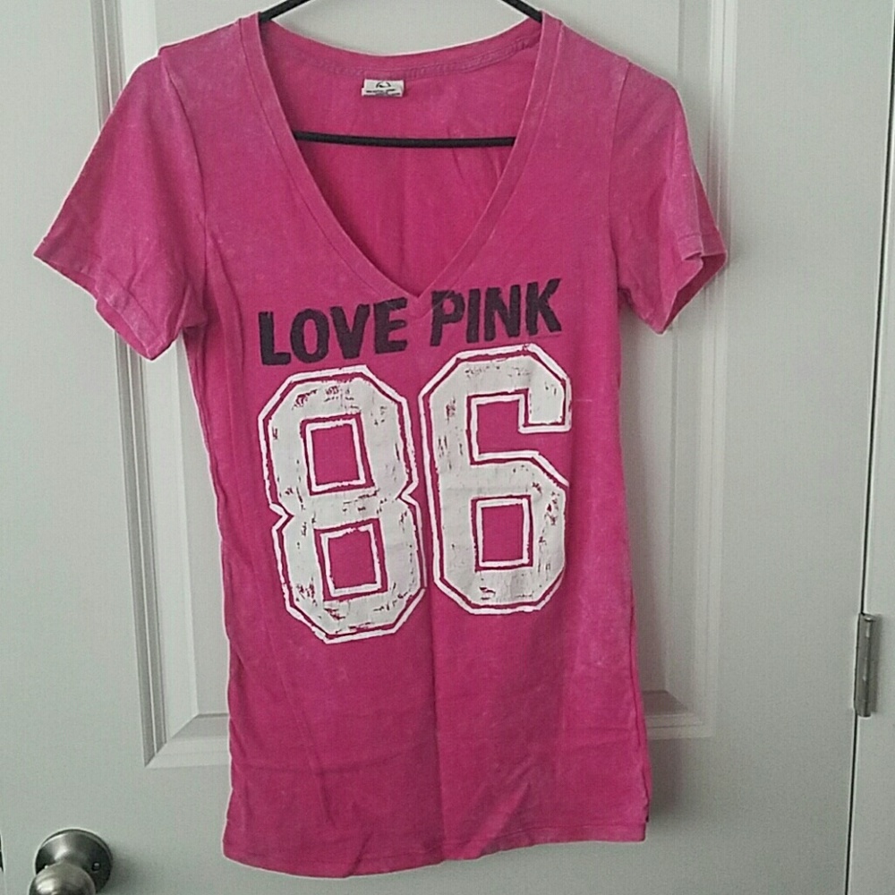 Pink tshirt