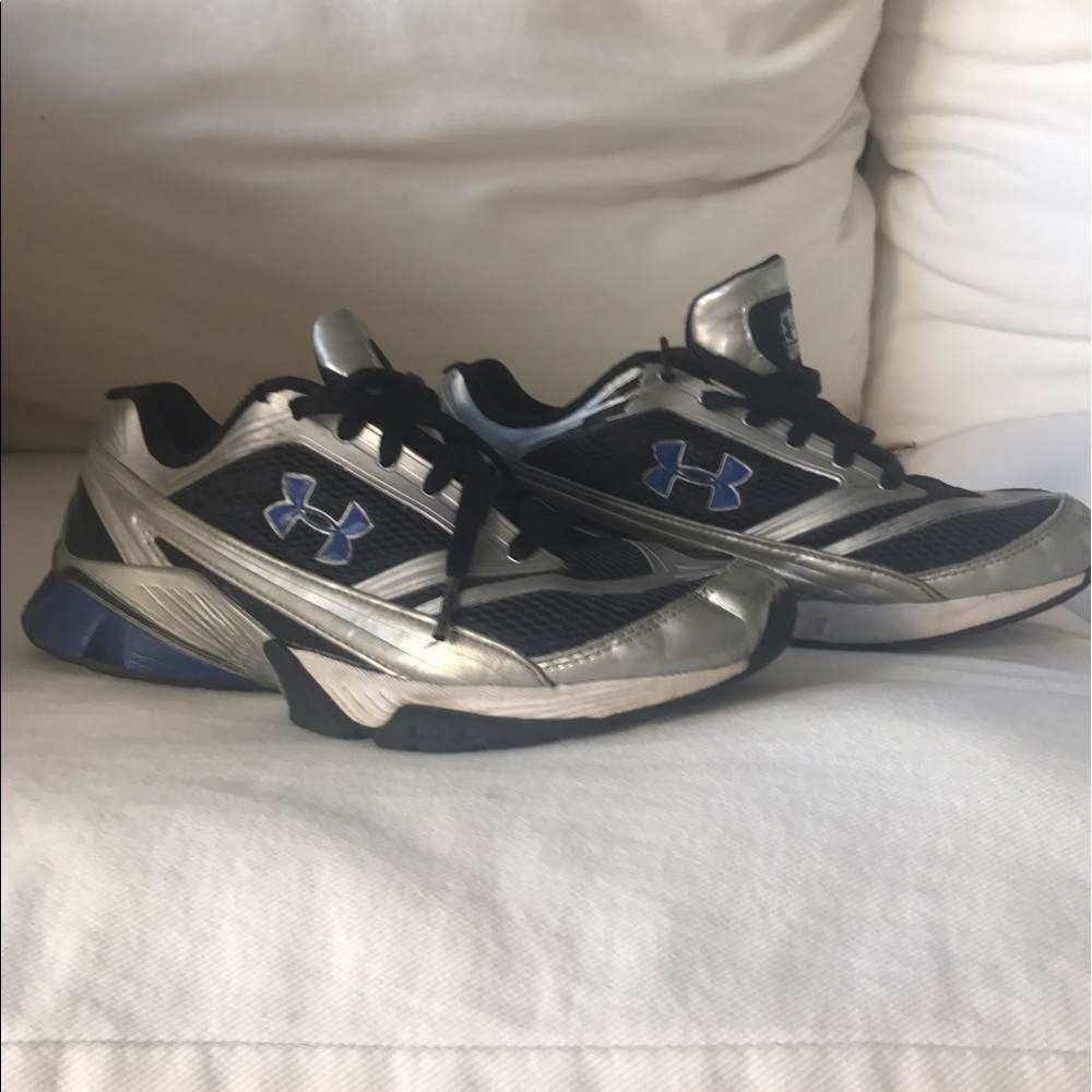 Boys Under Armour Sneakers