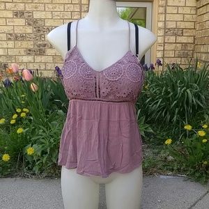 Kendall and Kylie tank