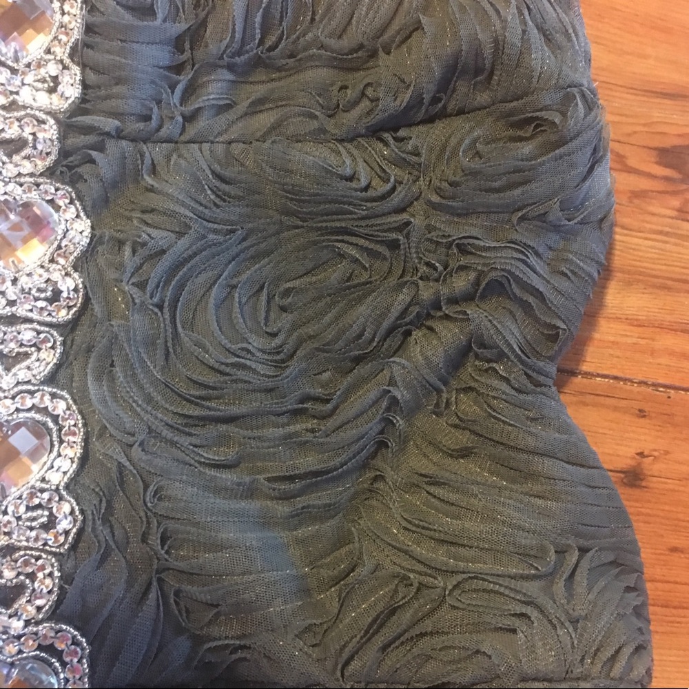 New short strapless dress. Perfect for homecoming! - Picture 2 of 3