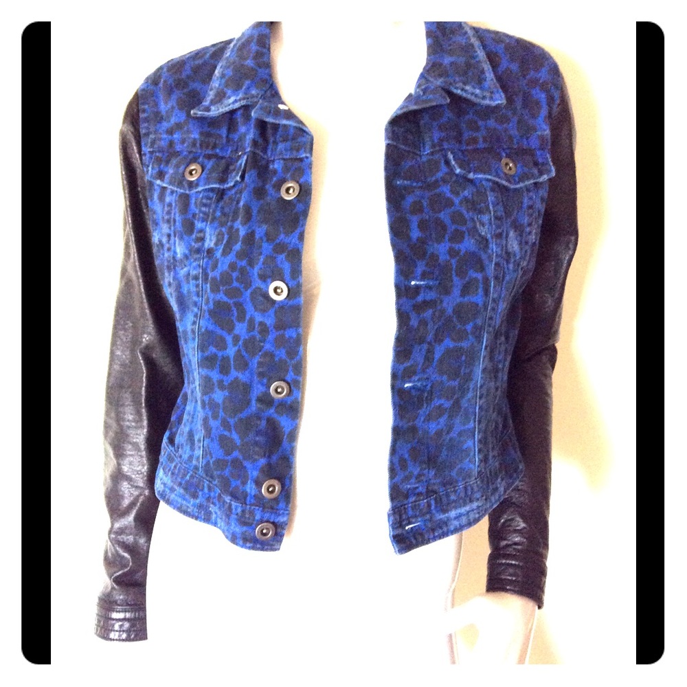 Leopard denim jacket w/faux sleeves