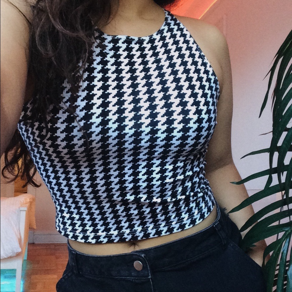 Houndstooth print crop top