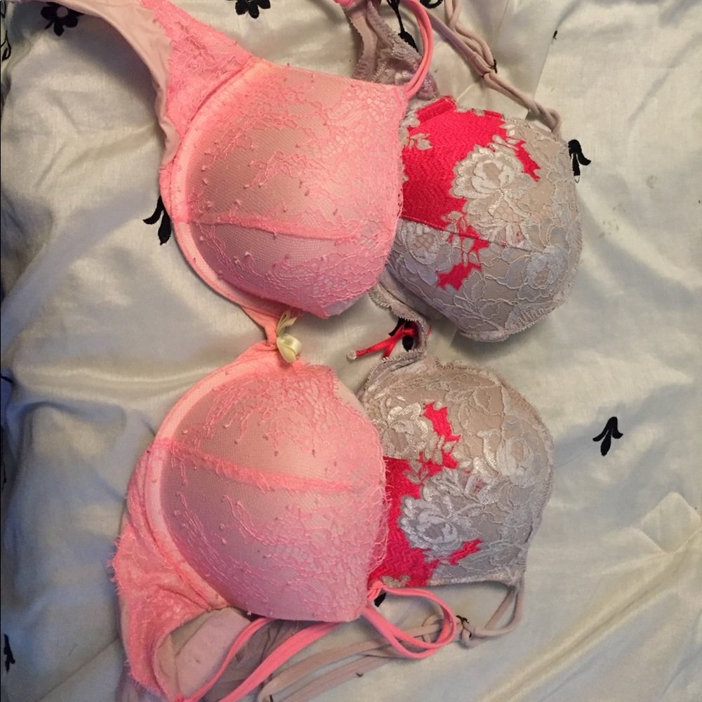 Vs Bras - image 1