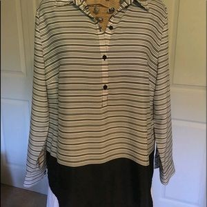 🌺CHICO'S LIGHTWEIGHT TOP🌺