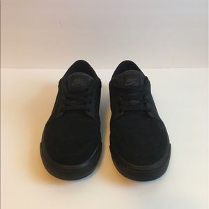 Men's Nike SB canvas shoes