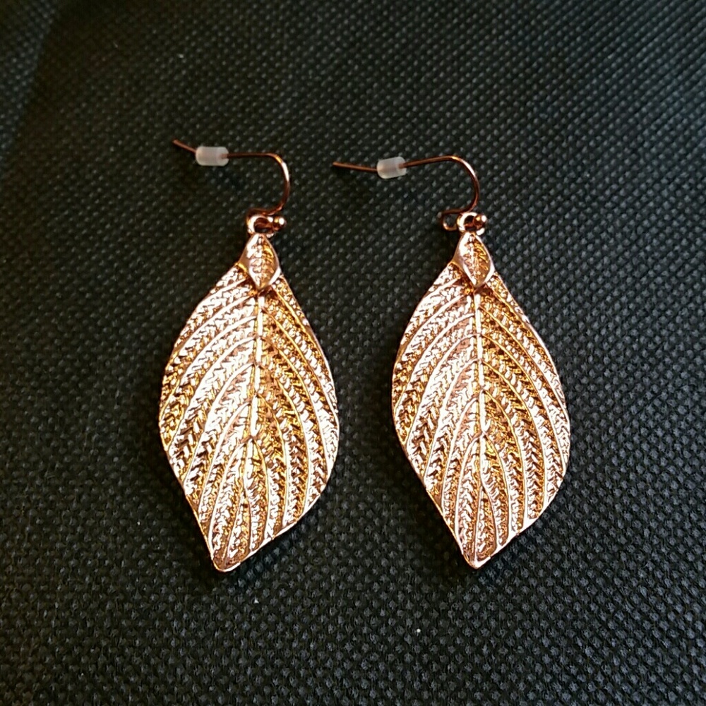 Rose gold feather earrings