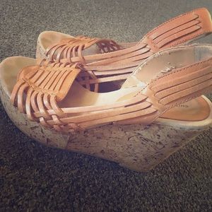 Chinese Laundry wedges