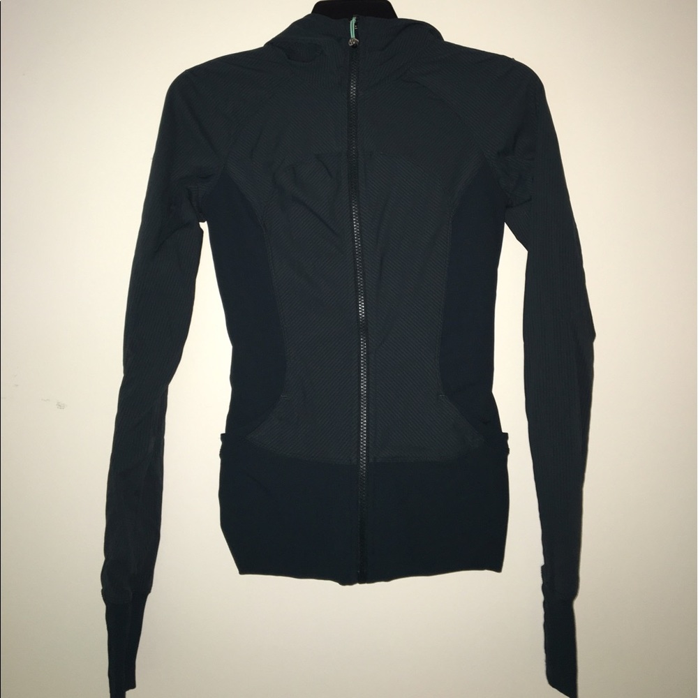 Patagonia Women's Reversible Zip-up