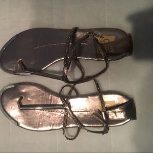 PRICE DROP: Beautiful metallic silver sandals!