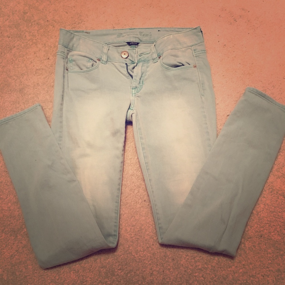 American Eagle AEO Light Blue Wash Skinny Jeans