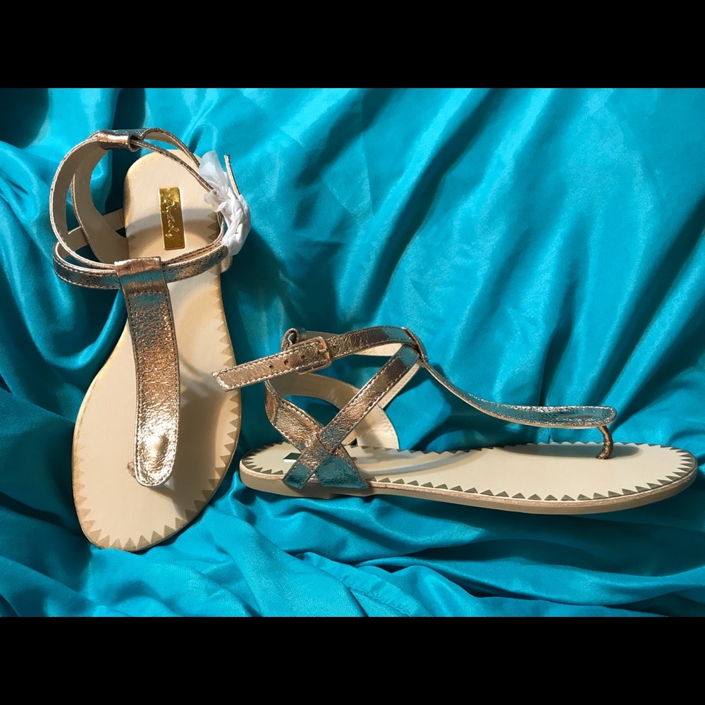 *NEW* Rose Gold T-Strap sandal~ size 6