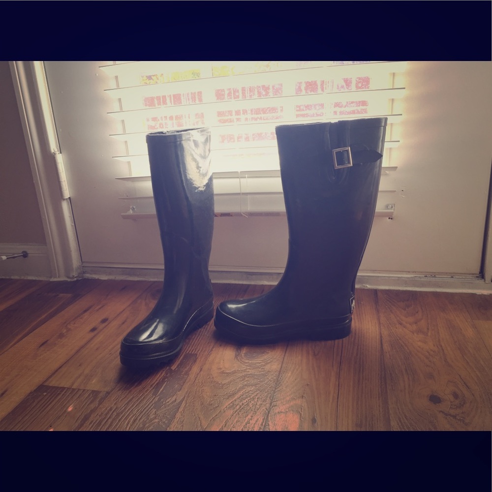 Rubber boots