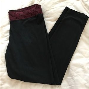 Victoria's Secret(PINK) Leggings w/ burgundy band