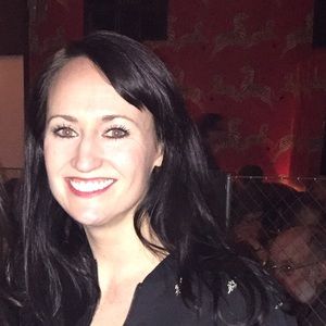 Meet your Posher, Aine