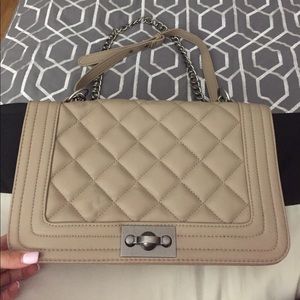 Nude quilted purse