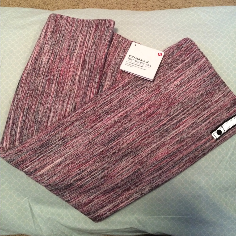NWT Lululemon Vinyasa Scarf