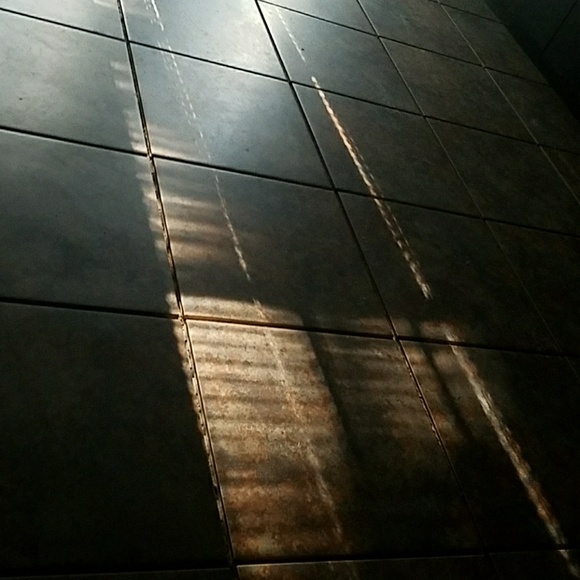 Meet your Posher, Amber - Picture 1 of 1