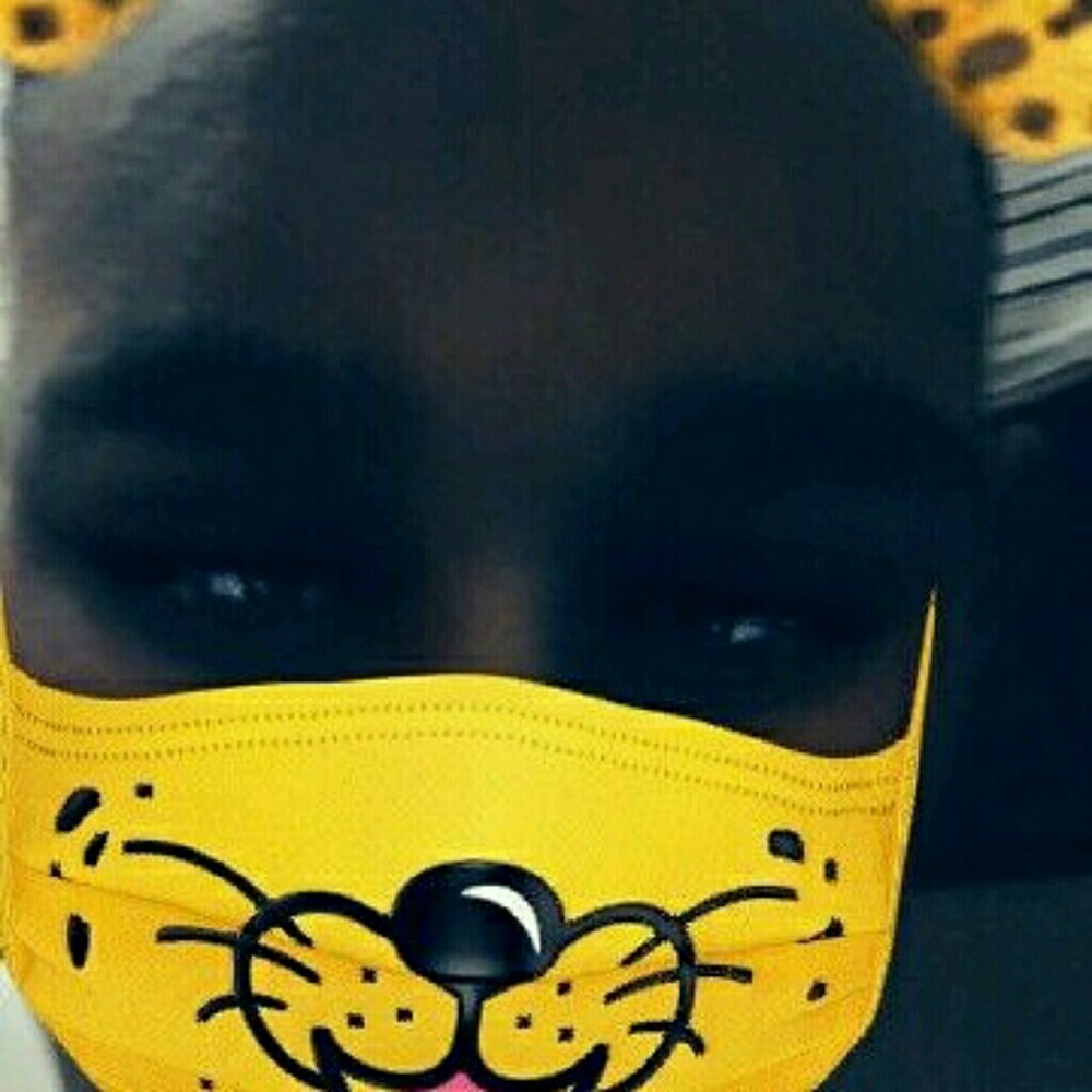 Meet your Posher, Timari