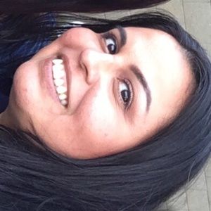 Meet your Posher, Janeta