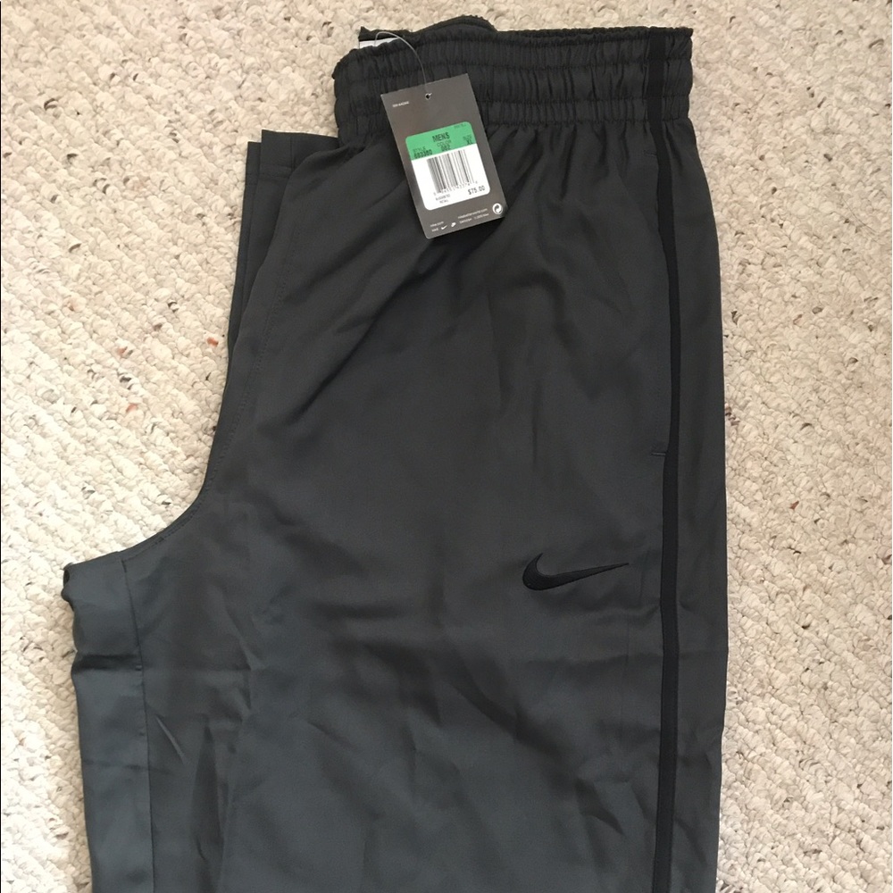 SOLD Men's Nike pants