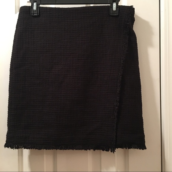 Ann Taylor Dresses & Skirts - Ann Taylor Black Tweed Skirt 8P Petite