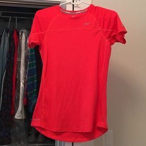 Nike, Dri-Fit, Neon red tshirt