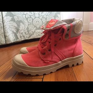 Never worn Palladium high top boots