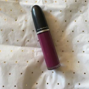 MAC Retro Matte Liquid Lipcolor in Oh Lady