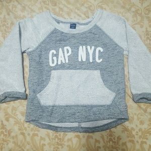 Girls GAP Light Sweater with Pockets Size 2 Years