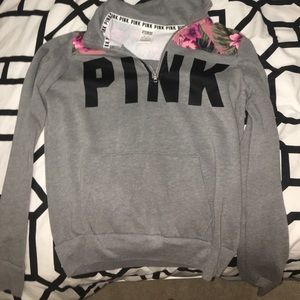 VS pink half zip xsmall