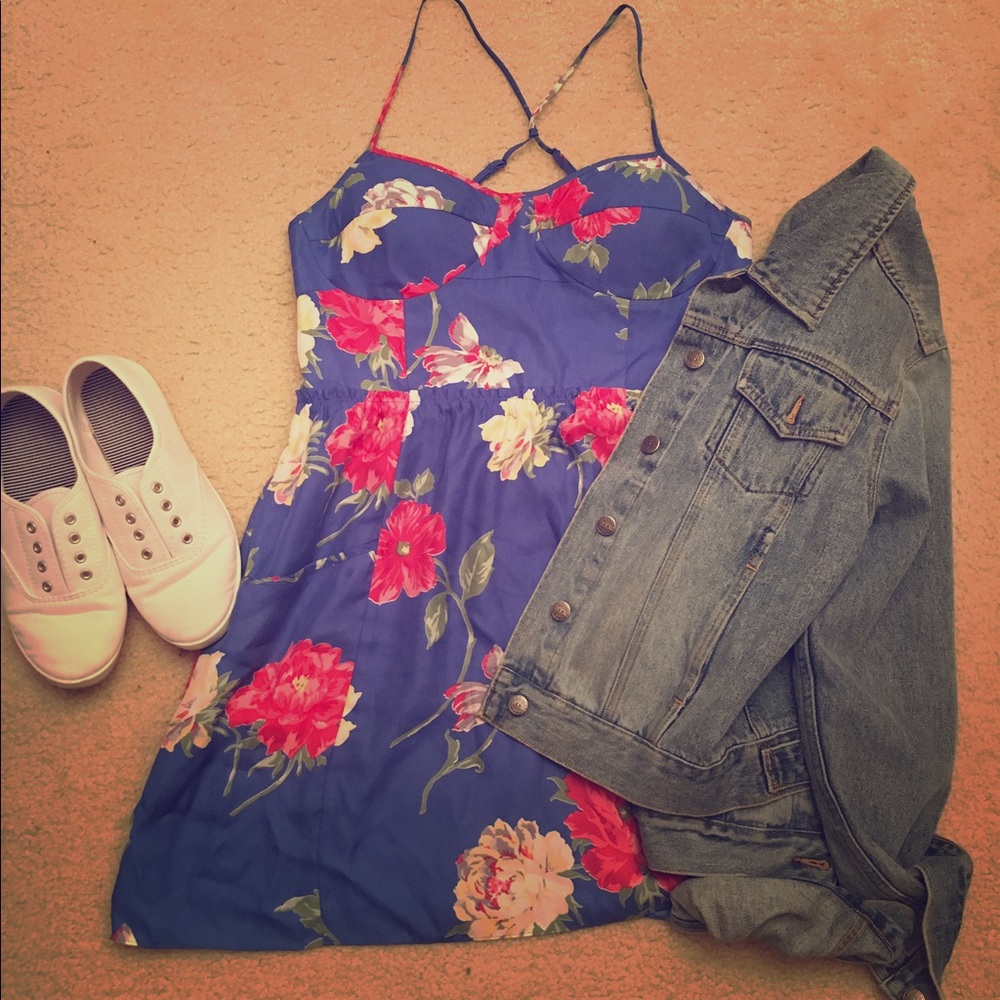 American Eagle Outfitters Sundress