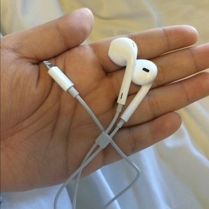 iPhone EarPods