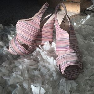 Shi wedges size 8