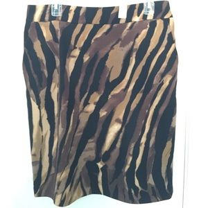 New Adrienne Vittadini Pencil Skirt - Size 12