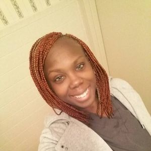 Meet your Posher, Estere